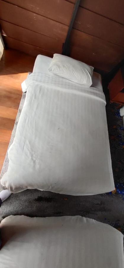 באנטול Seribu Batu Songgo Langit Resort & Camp מראה חיצוני תמונה