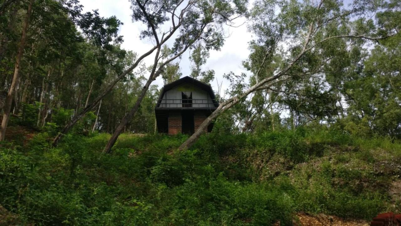 באנטול Seribu Batu Songgo Langit Resort & Camp מראה חיצוני תמונה