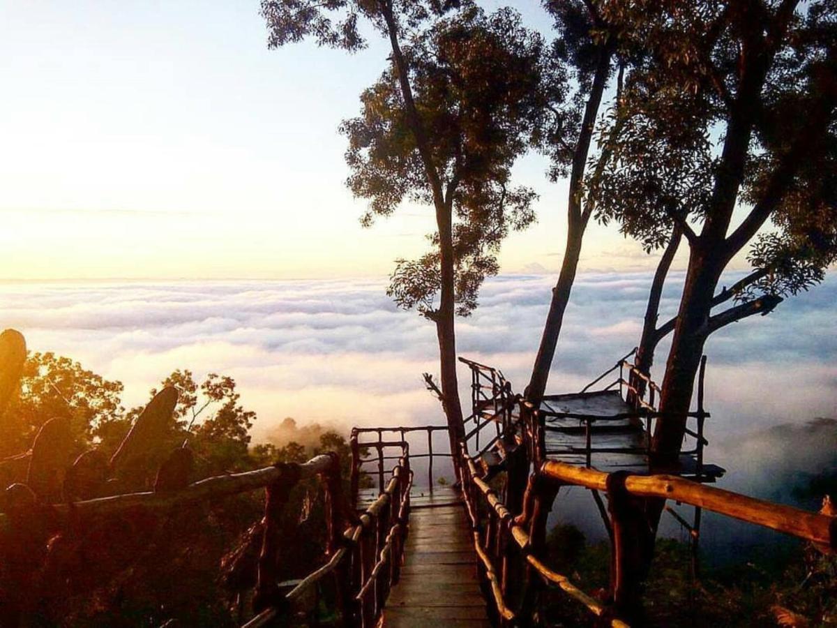 באנטול Seribu Batu Songgo Langit Resort & Camp מראה חיצוני תמונה