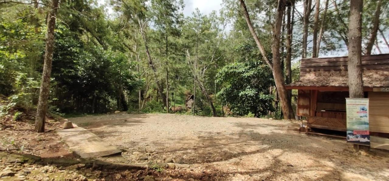 באנטול Seribu Batu Songgo Langit Resort & Camp מראה חיצוני תמונה